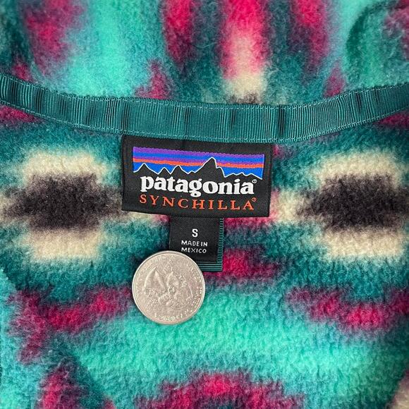 Patagonia Synchilla Aztec Tribal Western T-Snap Fleece Pink & Blue Size Small - Picture 5 of 6